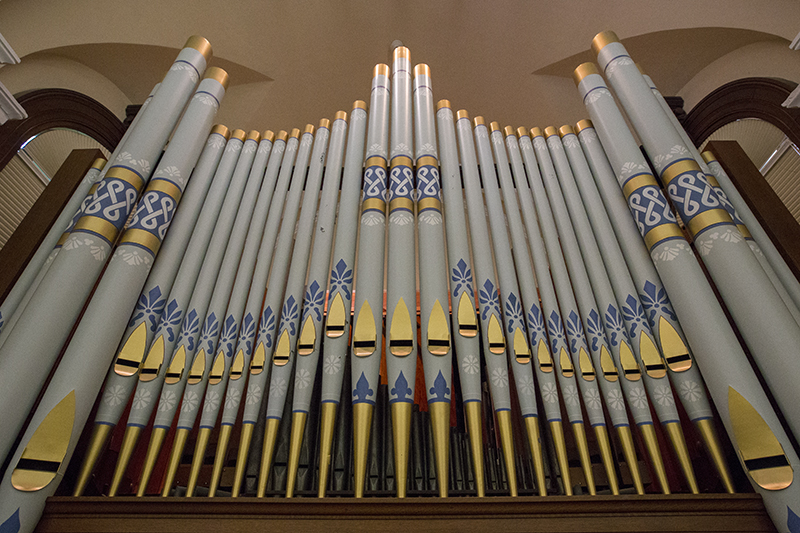 The Tallman Tracker Organ sits at the heart of the Hall of Christ.