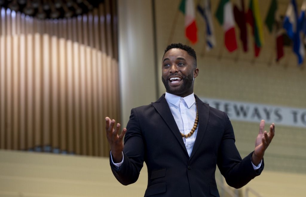 Tayo Rockson Emphasizes Global Understanding Cultural Communication