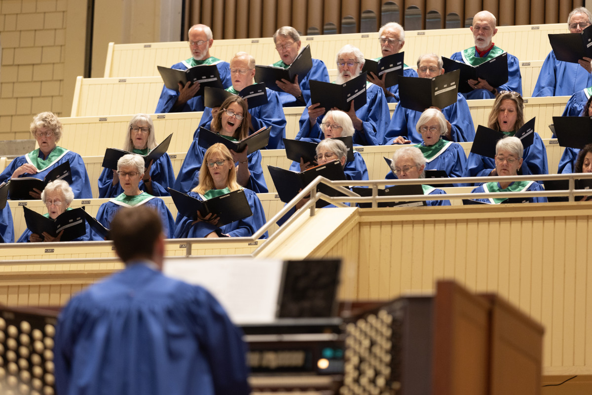Song Service ‘Beauty in Holiness’ is theme for Week 6 Sacred Song Service - The ...