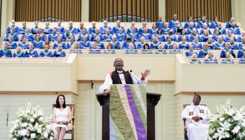 080424_MichaelCurry_Worship_DM_01