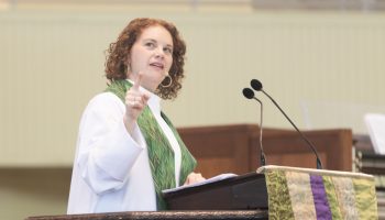 081124_RevLauraEverett_SS_03