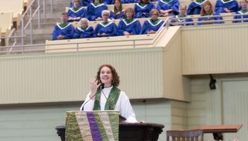 081124_RevLauraEverett_SS_12