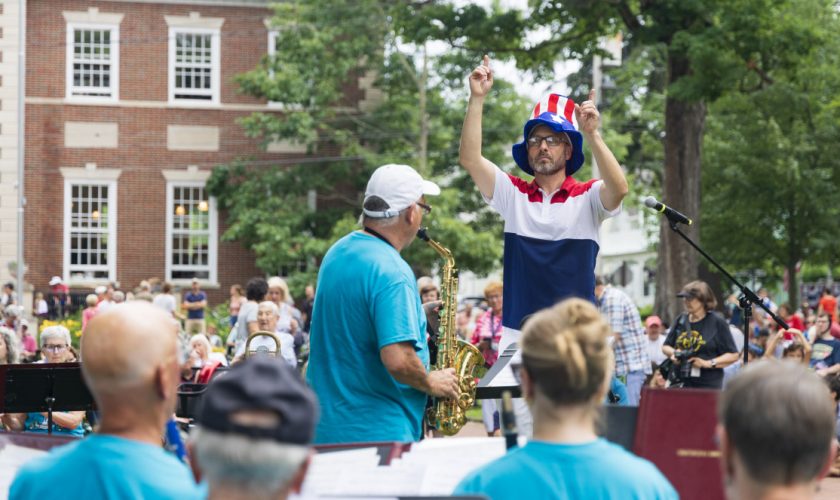 070425_CommunityBand_EA_FILE_01