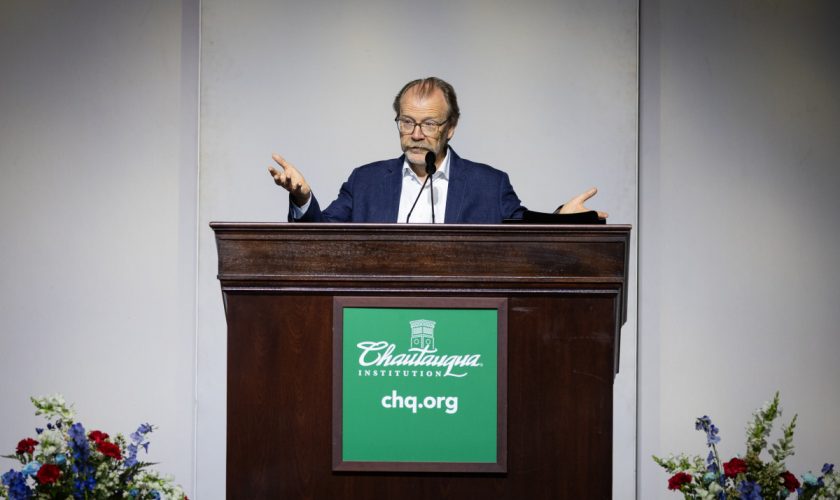 071025_GeorgeSaunders_GK_02