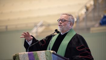 081025_MorningWorshipRevJPeterHolmes_JC_03