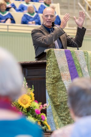 081725_McLaren_Worship_DM_04