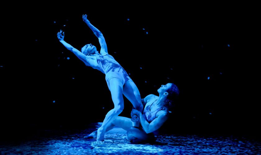081825 Pilobolus Monday evening_WEB