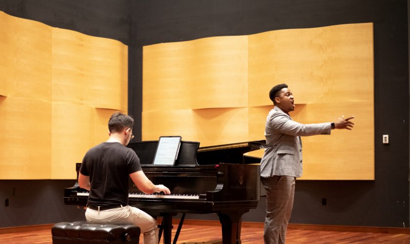 062525_singin_VS_004