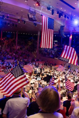 070426_IndependencePopsConcert_TB_FILE_01