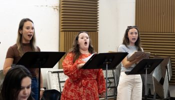 070726_SarahTheaterRehearsal_GM_007