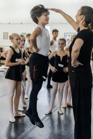 080326_dance_intensive_SH489