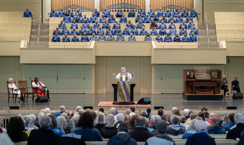 082326_Worship_Boyle_DM_04